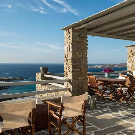 Paros Sleeps 8 Air Con Wifi T478604 Villa Parikia (Paros)
