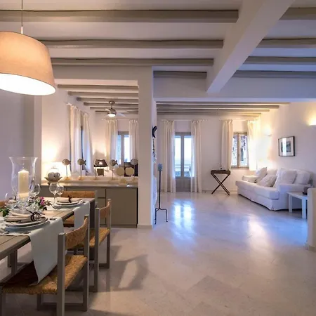 Paros Sleeps 8 Air Con Wifi T478604 * Parikia (Paros)